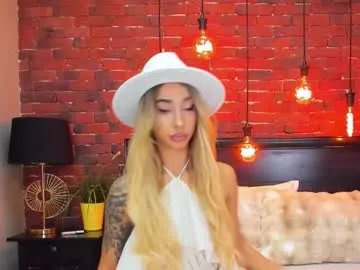 christyna_ross on Chaturbate