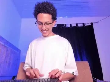 cj_davis1 — Big cum #cum #skinny #bigcock #bbc #latino [500 tokens remaining]