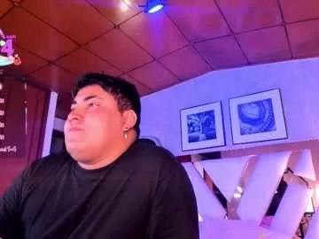 cloe_x_billy on Chaturbate