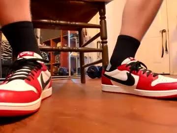 cocknholestar — size 15 #feet 6'6 #tall 9 inch #hung 35 yo #daddy hot #cum @ goal [1905 tokens remaining]