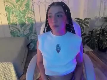 cute_hollywood on Chaturbate