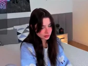 danielle_eddwards on Chaturbate