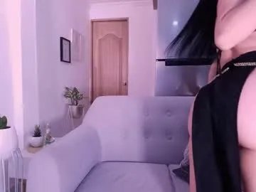 dannahyde — Twerk naked on your face [143 tokens left]  #highheels #bbc #natural #flexible #latina