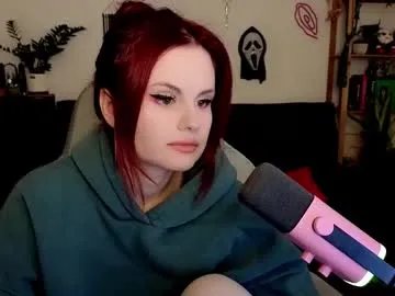 dellacrush_ on Chaturbate