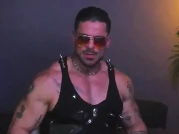 dennis_cox_ on Chaturbate 