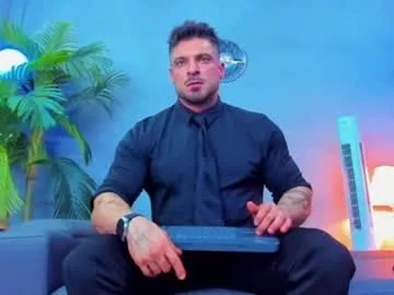 dennis_cox_ on Chaturbate 