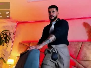 dickgriffith on Chaturbate