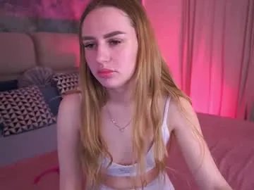 divinejasss — Every type is a surprise for me on 14.02 [1390 tokens left] #cute #new #ukraine #lovense #shy