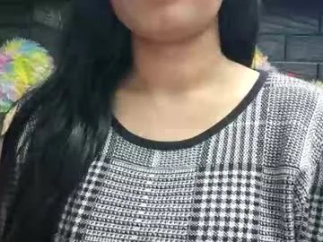 dollmeenu on Chaturbate