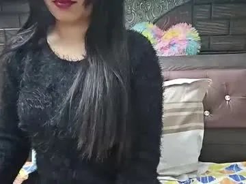 dollmeenu on Chaturbate