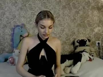 ellamilla — GOAL: Show love to Ella [287 tokens remaining] Don't forget to please your mistress #mistress #nonude #sph #findom #joi