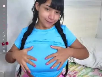 emmily2001 on Chaturbate