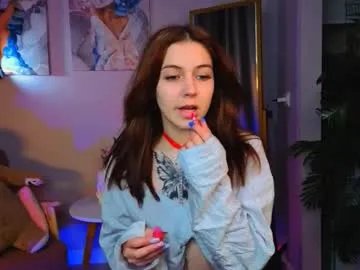 enchanted_bella on Chaturbate