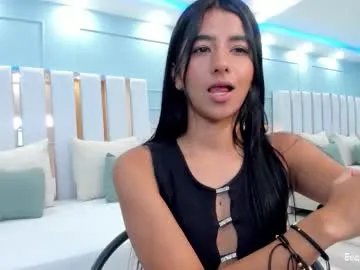 evaa_rose_ on Chaturbate