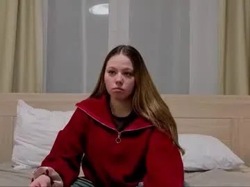 flio_gotem123 — GOAL: smile sweetly and wave [2 tokens remaining]  I want to find friends, let's be friends?    I want to find friends, let's be friends?  #18 #new #shy #cute #ass #young #feet