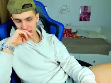 frank_mooree on Chaturbate