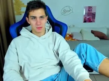 frank_mooree on Chaturbate