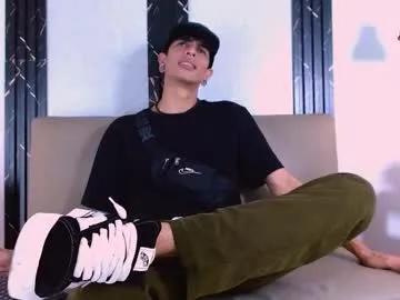 franvill_trato — full cum explosive ? #straight #smile #skinny #young #monstercock [650 tokens remaining]