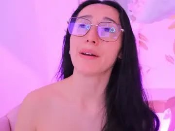 ginevra_esposito on Chaturbate