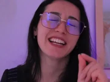 ginevra_esposito on Chaturbate