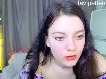 holly_kittenss on Chaturbate 