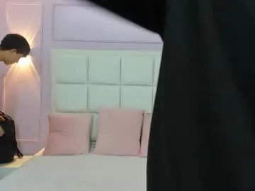 hoot_booys_ on Chaturbate