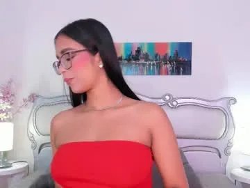 isasaenz_ on Chaturbate