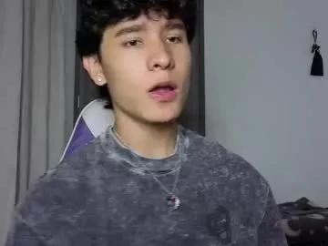 j_u_p_i_t_e_r on Chaturbate 