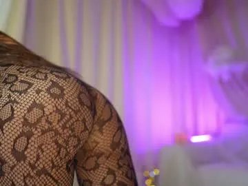 jeyssy69 — Make me lose control !!  #lovense #new  #squirt #milf #pantyhose [4999 tokens remaining]