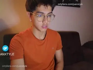 juancamroom on Chaturbate