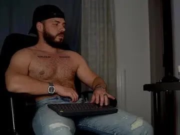 juliusmasters on Chaturbate