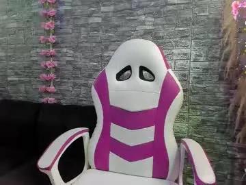 karoll__sex — GOAL: rub pussy with legs spread [66 tokens remaining] Welcome to my room! #18 #bigboobs #milk #anal #bigass