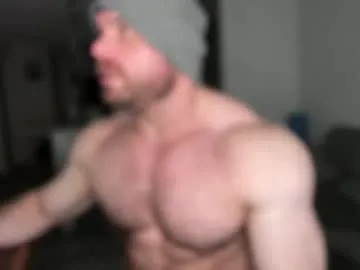 l0v35_2_5p00g3 on Chaturbate