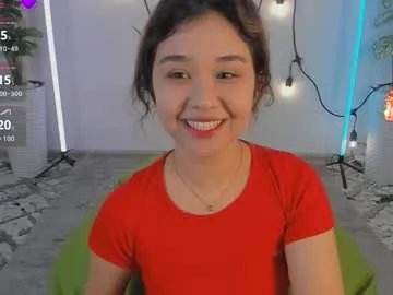 laramiaa on Chaturbate