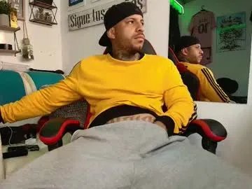 leenar_key on Chaturbate 