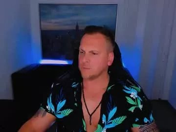 leoboyf4f on Chaturbate