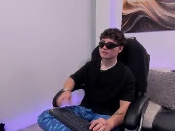 leoo_miller on Chaturbate 