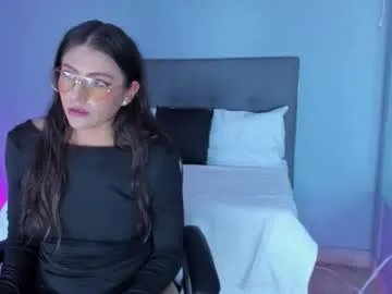 liaa_moretti_ — GOAL: Sexy Twerk  [34 tokens remaining] Welcome to my room! #feet #squirt #submissive #lovense #natural