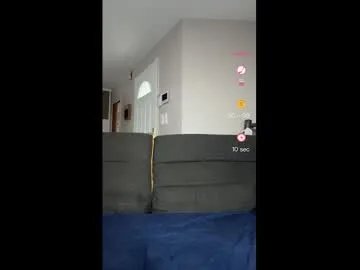 lib_ertine32 on Chaturbate