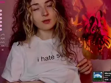 lil_uzi_wet — hewou / fav vibes --- 9/31/99/199 - Goal: make my pussy wet and boobies naked [696 tokens left] #bigpussylips #feet #petite #puffynipples #smalltits