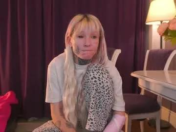 lookatmehabibi_ on Chaturbate