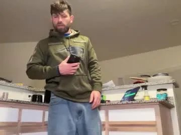 machinebumkelly on Chaturbate