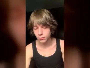 masonsilver_ — my first day My name is Den My dream today #new #bigdick #man #skinny #18 [1183 tokens remaining]