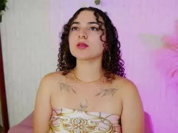 merida_bell18 on Chaturbate