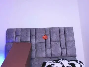 mila_chic on Chaturbate