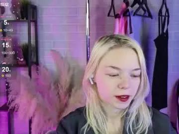 millaholt — blow kiss [33 tokens left] welcome to my room #young #teen #18 #blonde #daddysgirl