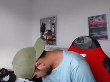 milostructor on Chaturbate