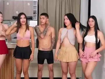 petites_perles on Chaturbate