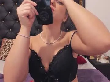 preciousailly on Chaturbate