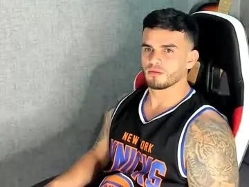 ricardogonzalez666 on Chaturbate